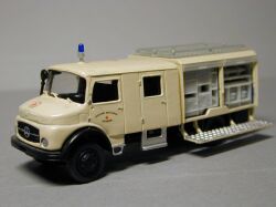 Mercedes-Benz LA 911 B Gerätewagen DRK